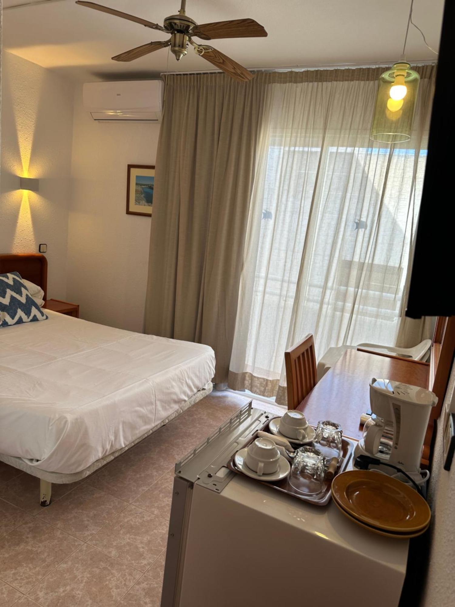 Hostal De La Caravel-La Cala D´Or Dış mekan fotoğraf
