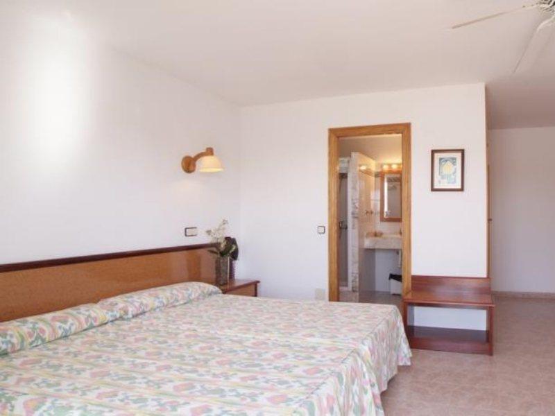 Hostal De La Caravel-La Cala D´Or Dış mekan fotoğraf